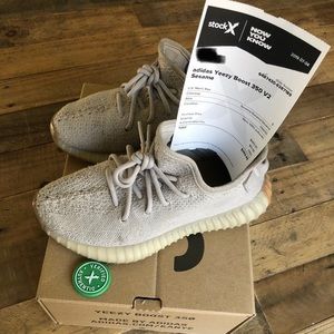StockX- Adidas Yeezy Boost 350 V2